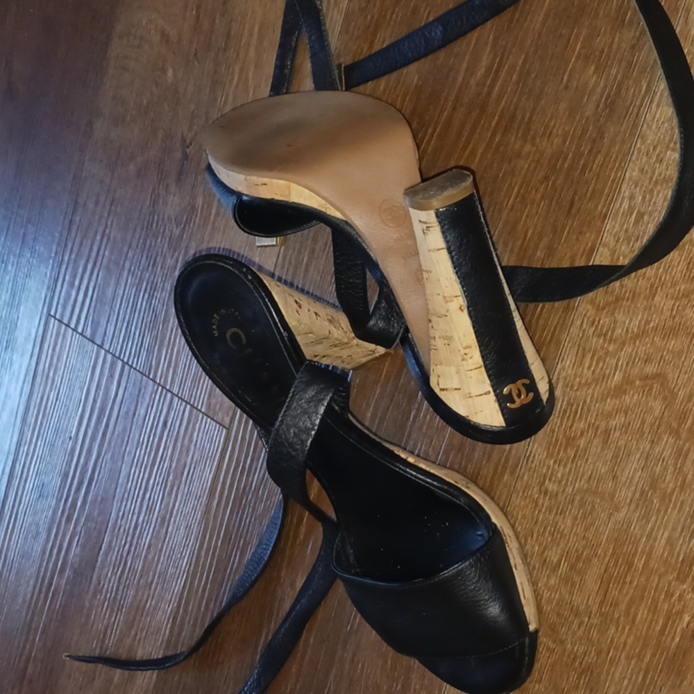 Vintage Chanel Black/ Cork Ankle Strap Sandals Size 36.5/size 6.5 - Picture 4 of 16